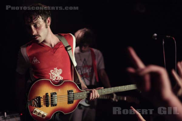 BLACK LIPS - 2008-09-24 - PARIS - La Boule Noire - Jared Swilley - Ian Brown